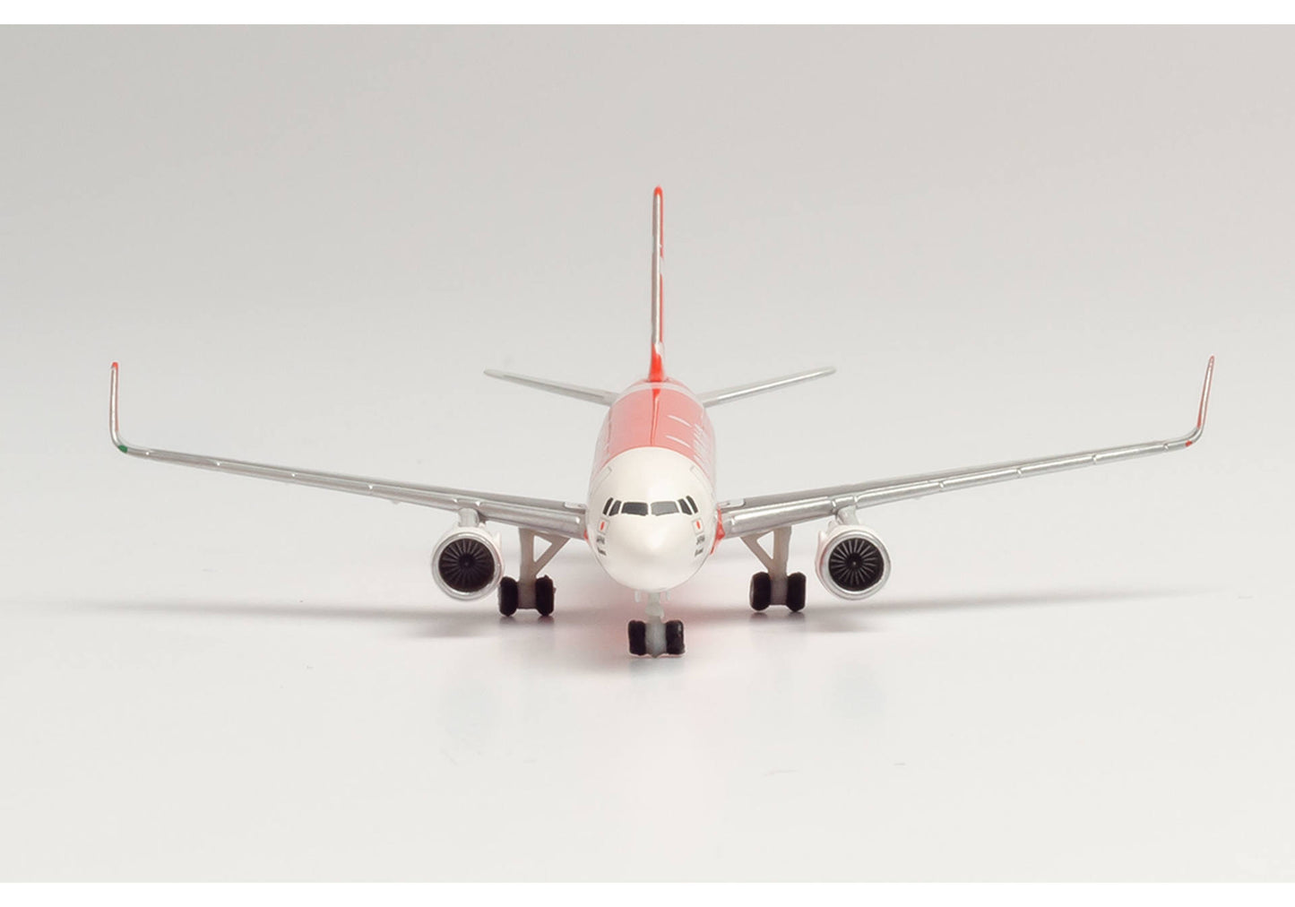 Herpa 1:500 - Air Asia Japan Airbus A320