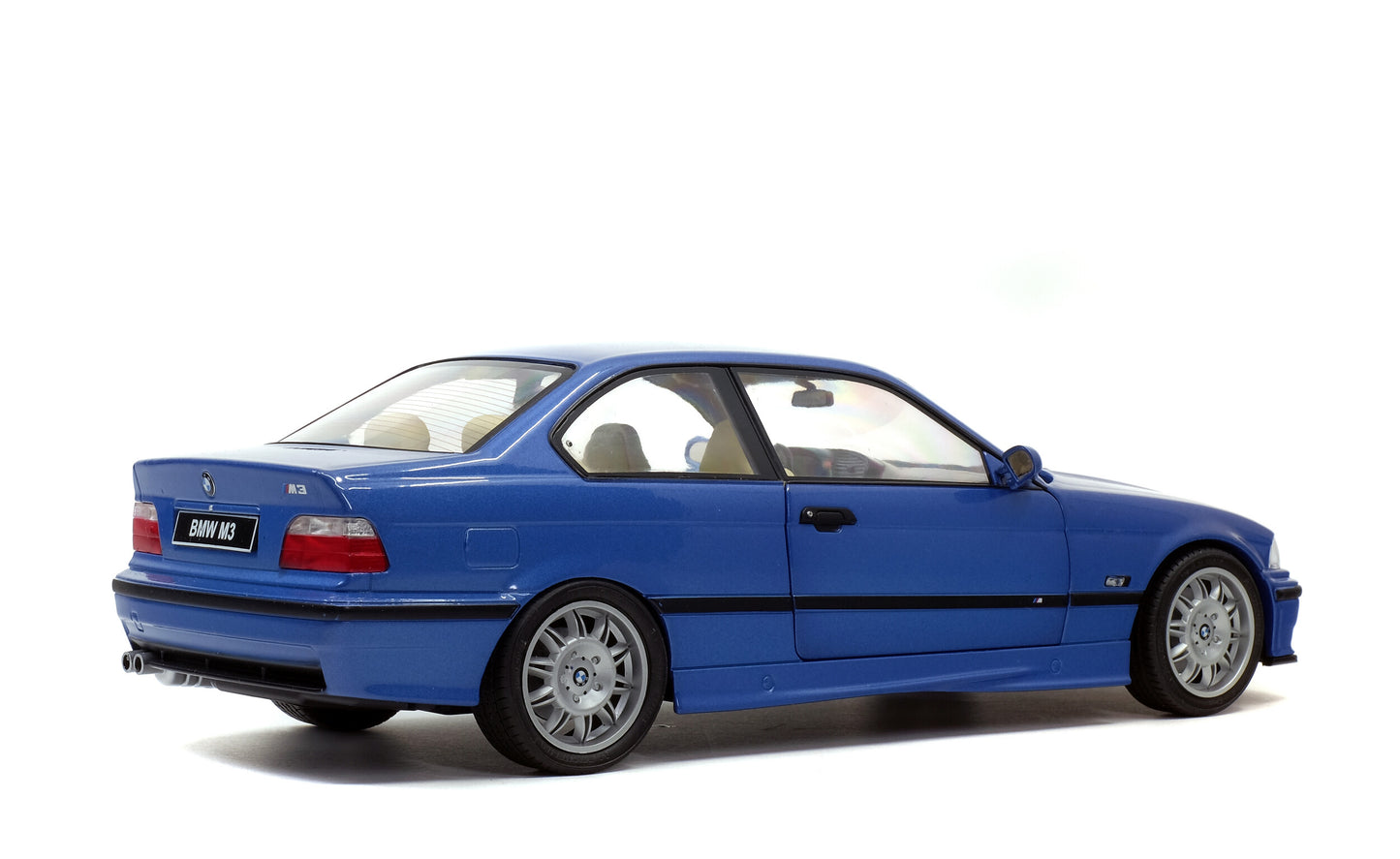 Solido 1/18 - BMW E36 M3 - Estoril Blue